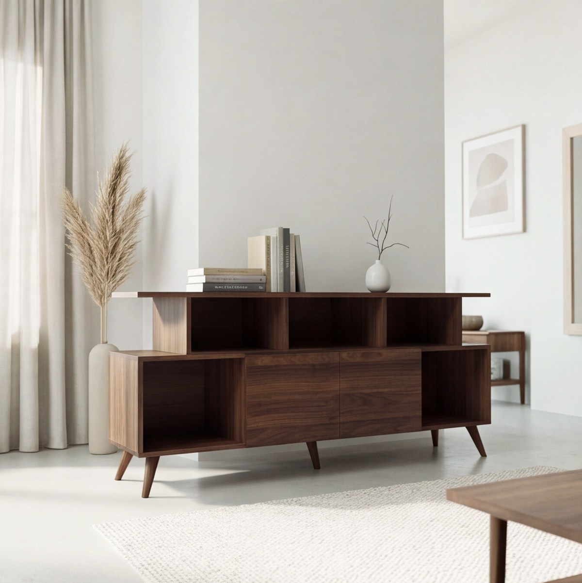 Sideboard aus massivem Schwarznussbaum