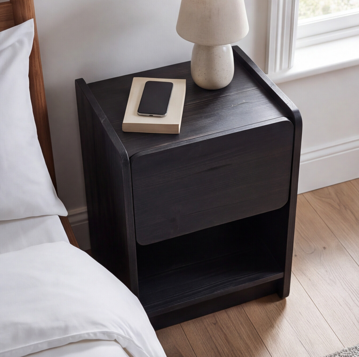 'Louis' side table with draw